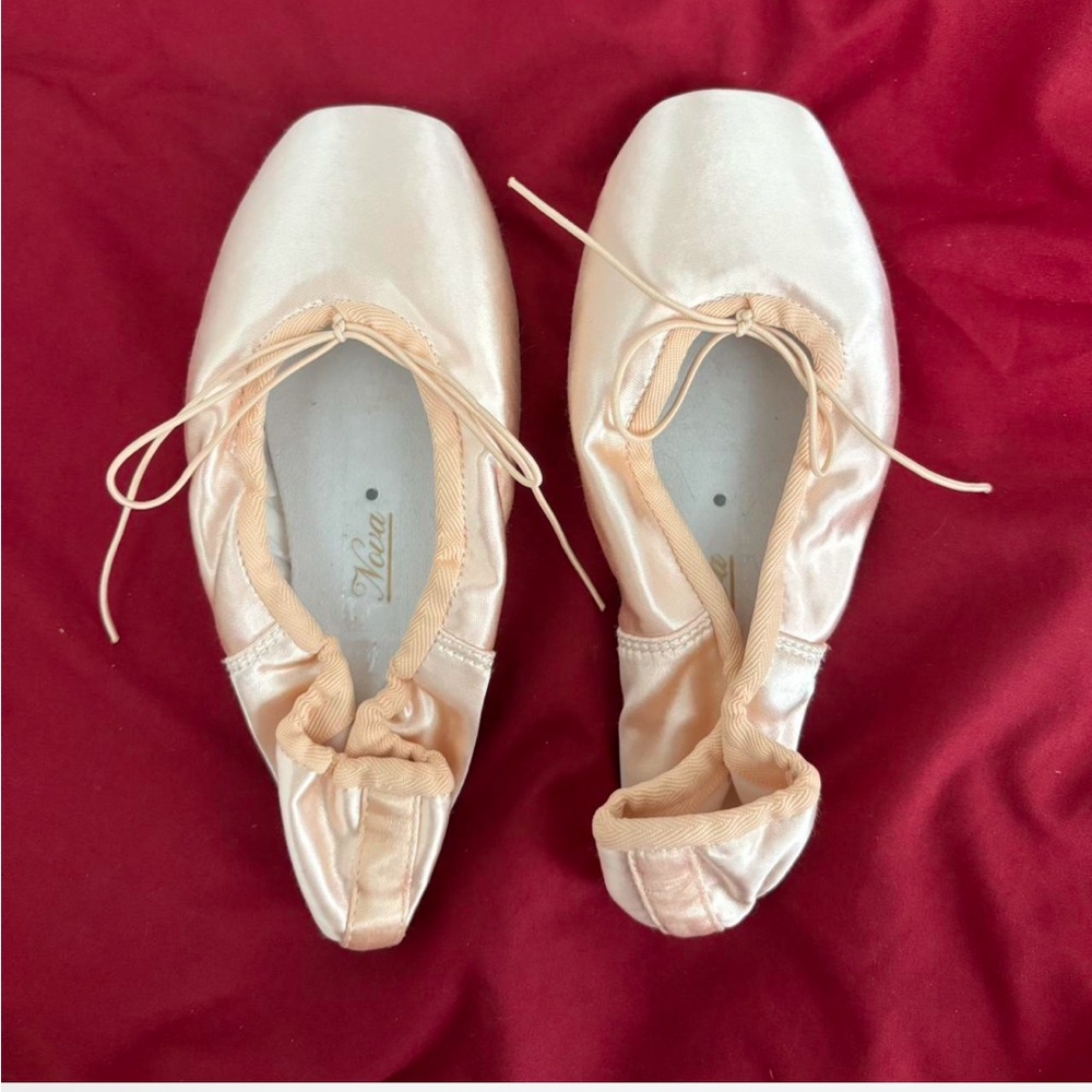 Nikolay Nova Pointe Shoes
